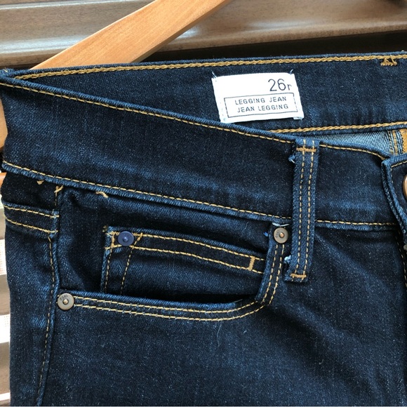 GAP low-rise dark wash jegging size 26r - Picture 6 of 9